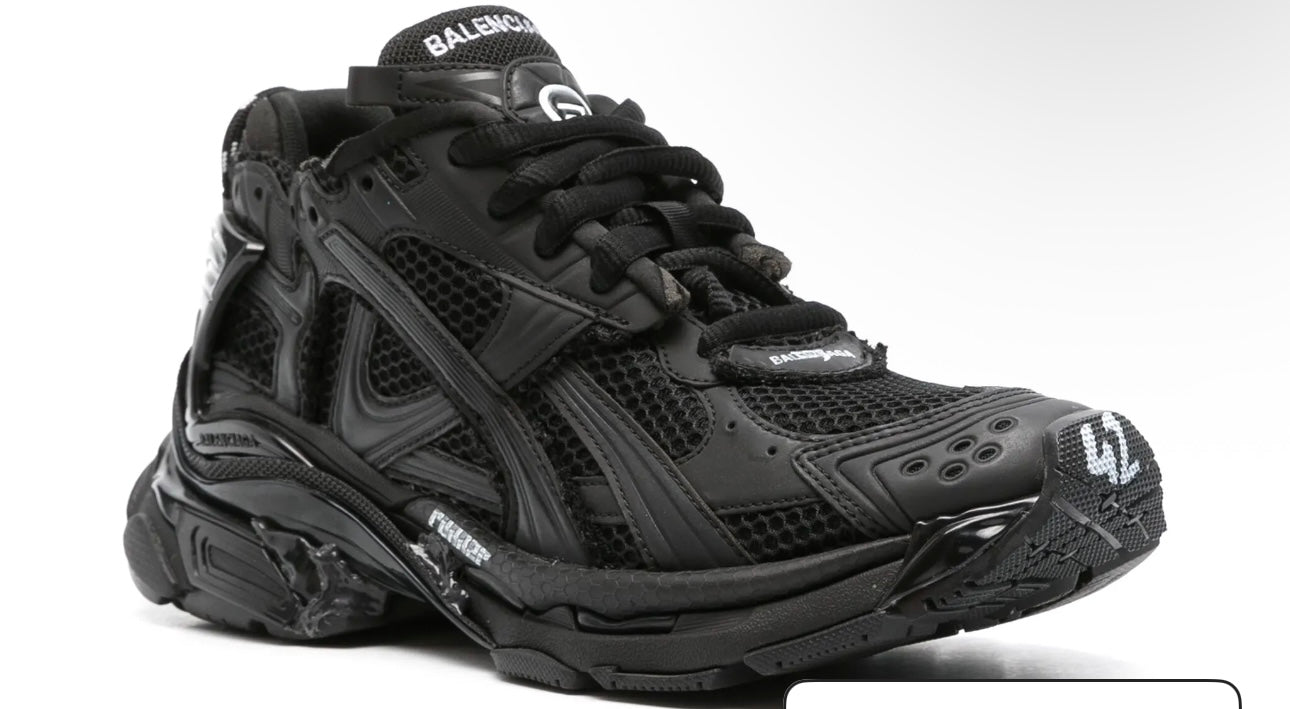 Balenci runners